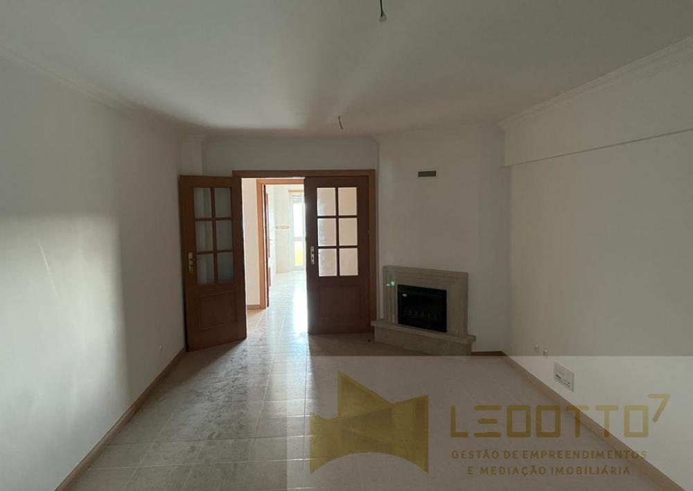 Sala(1)